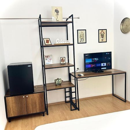Budget Retreat Tirana & Studios Экстерьер фото