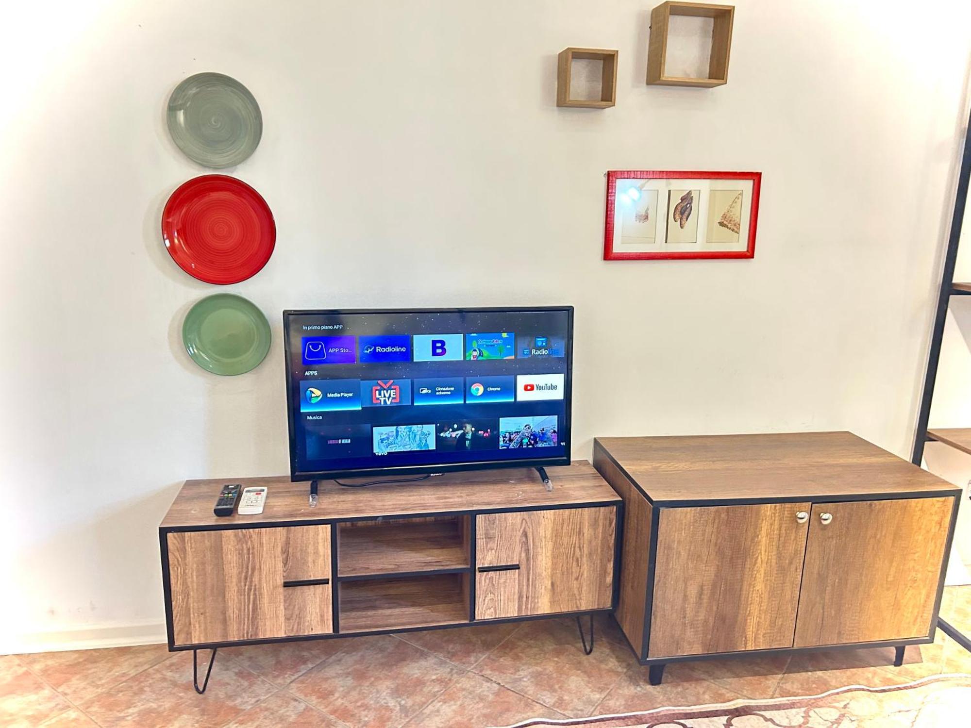 Budget Retreat Tirana & Studios Экстерьер фото